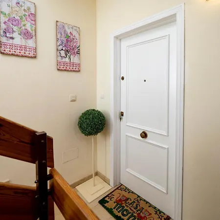 Consistorial Apartment